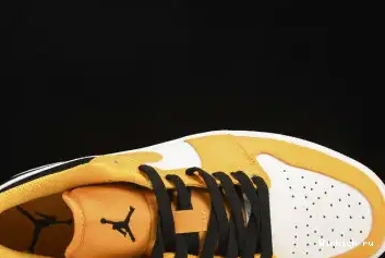 Taxi Jordan Low 1 0619